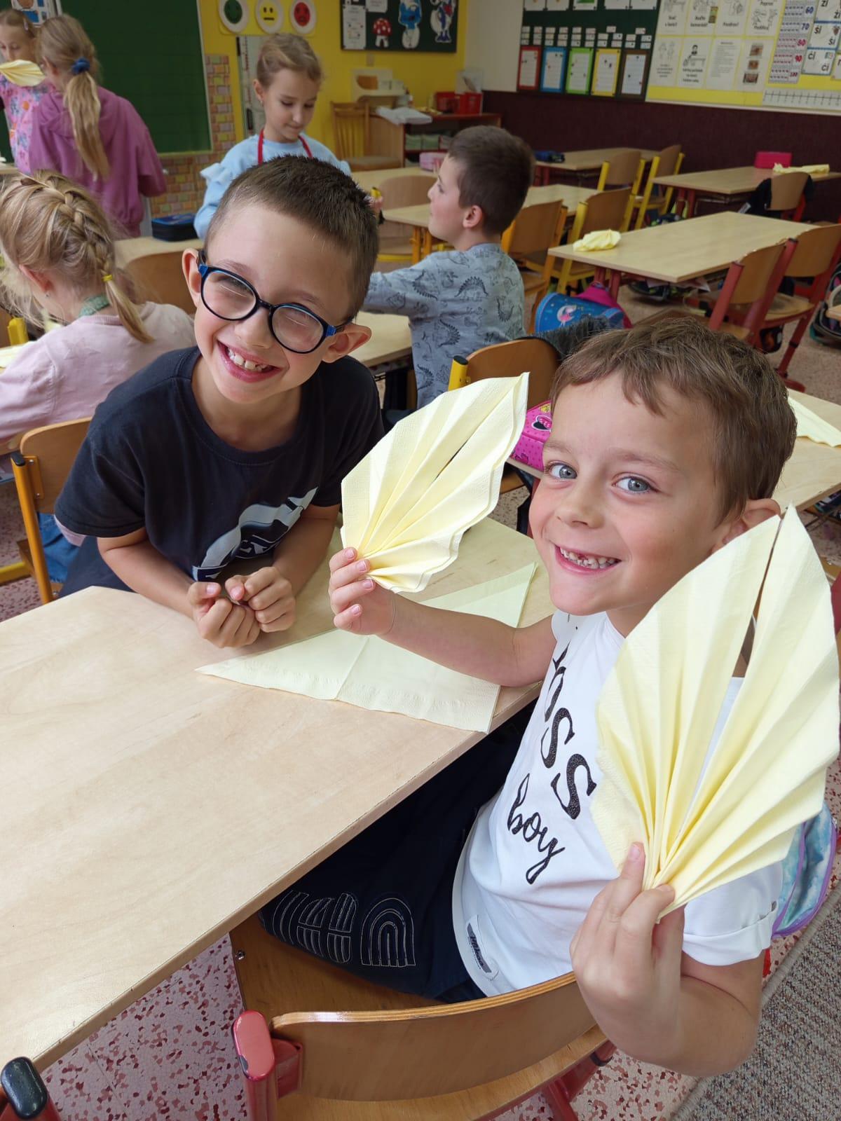 Druháčci v nové školní kuchyňce - 21