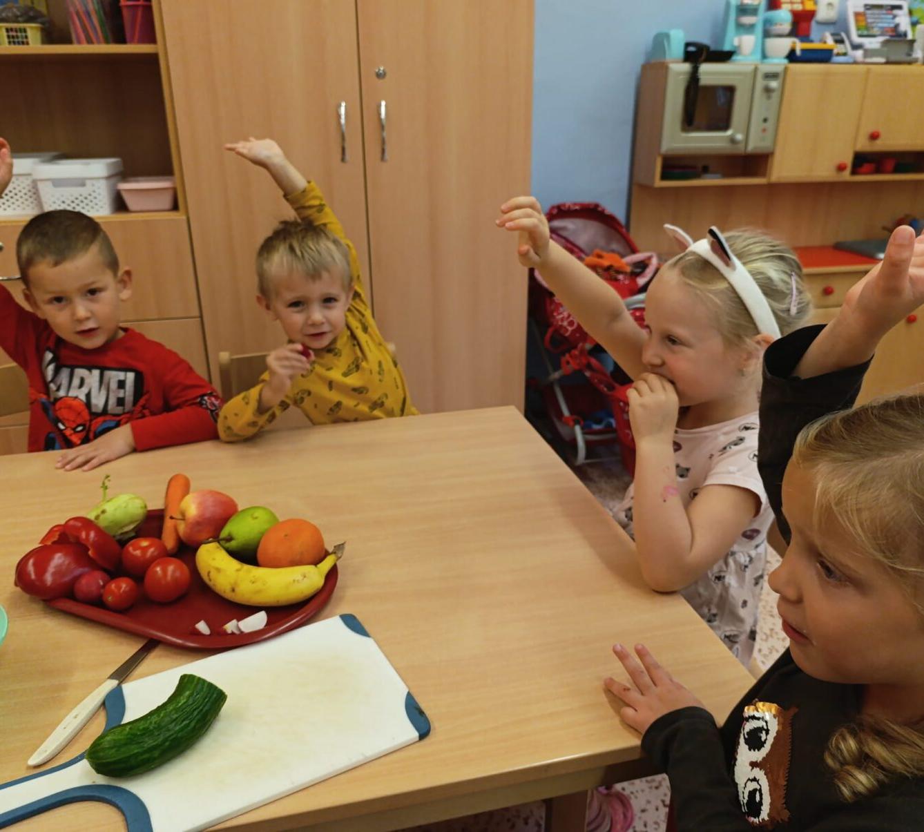 BROUČCI - VŮNĚ JABLÍČKA - 9