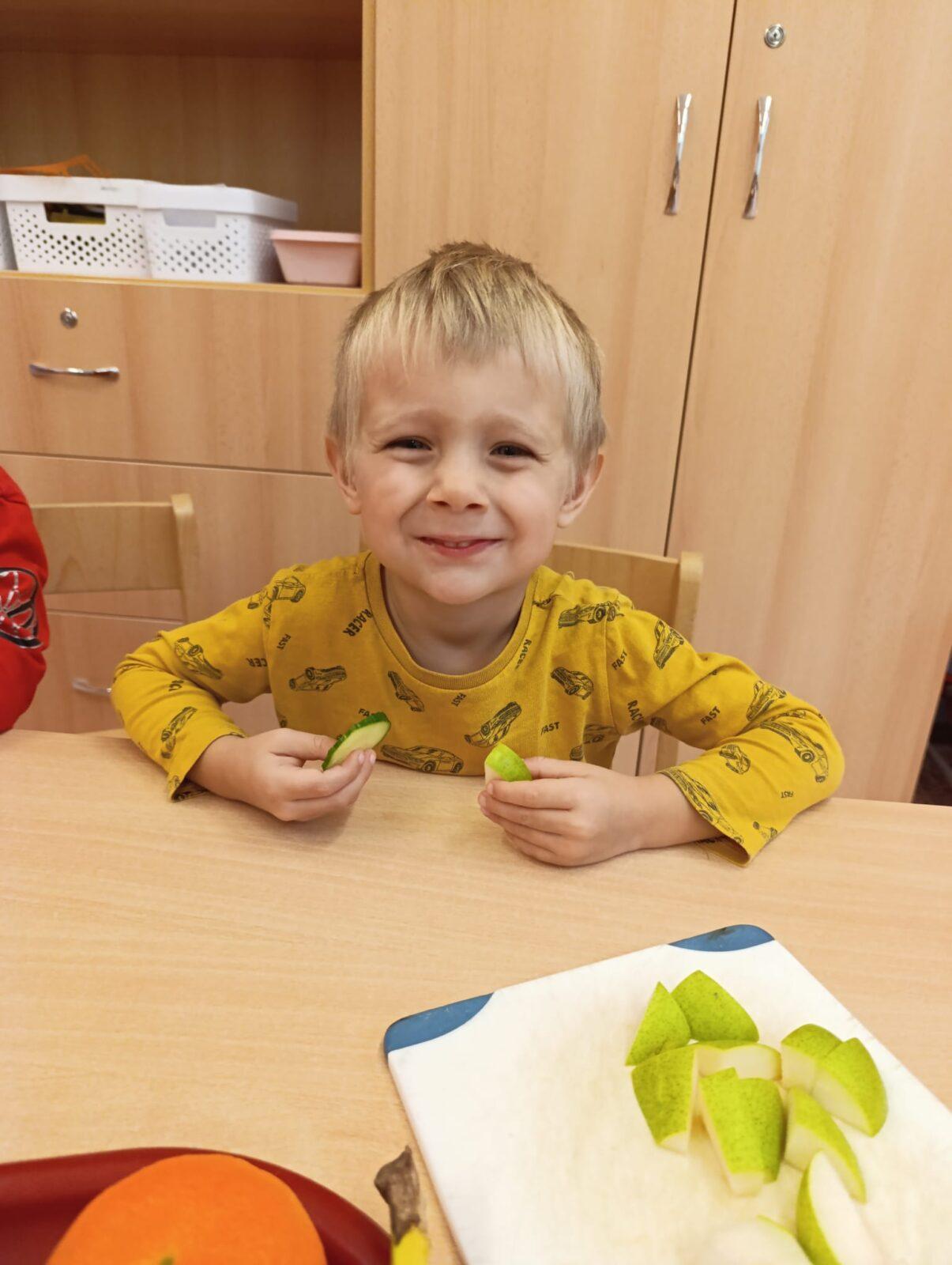 BROUČCI - VŮNĚ JABLÍČKA - 10