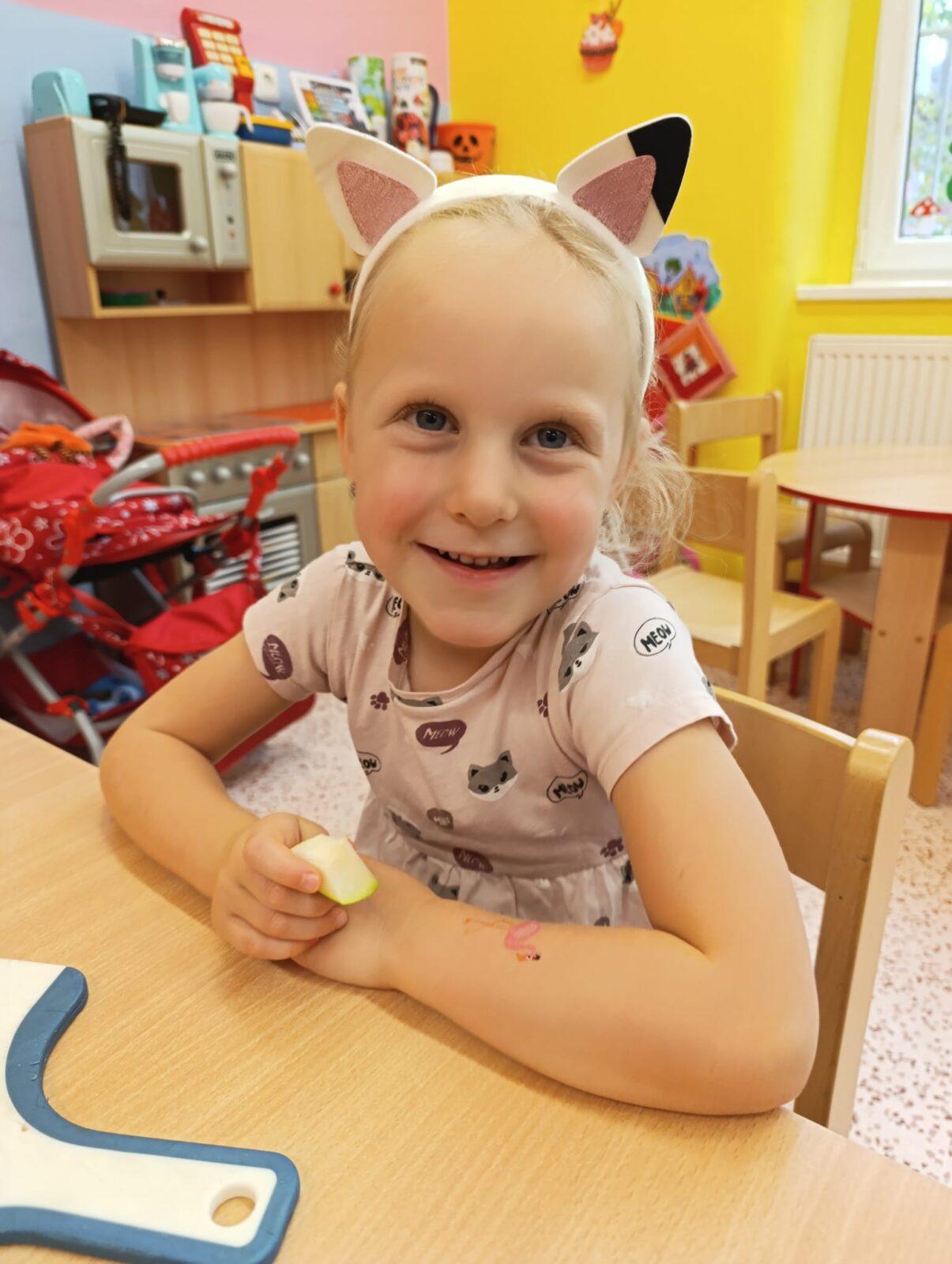 BROUČCI - VŮNĚ JABLÍČKA - 11