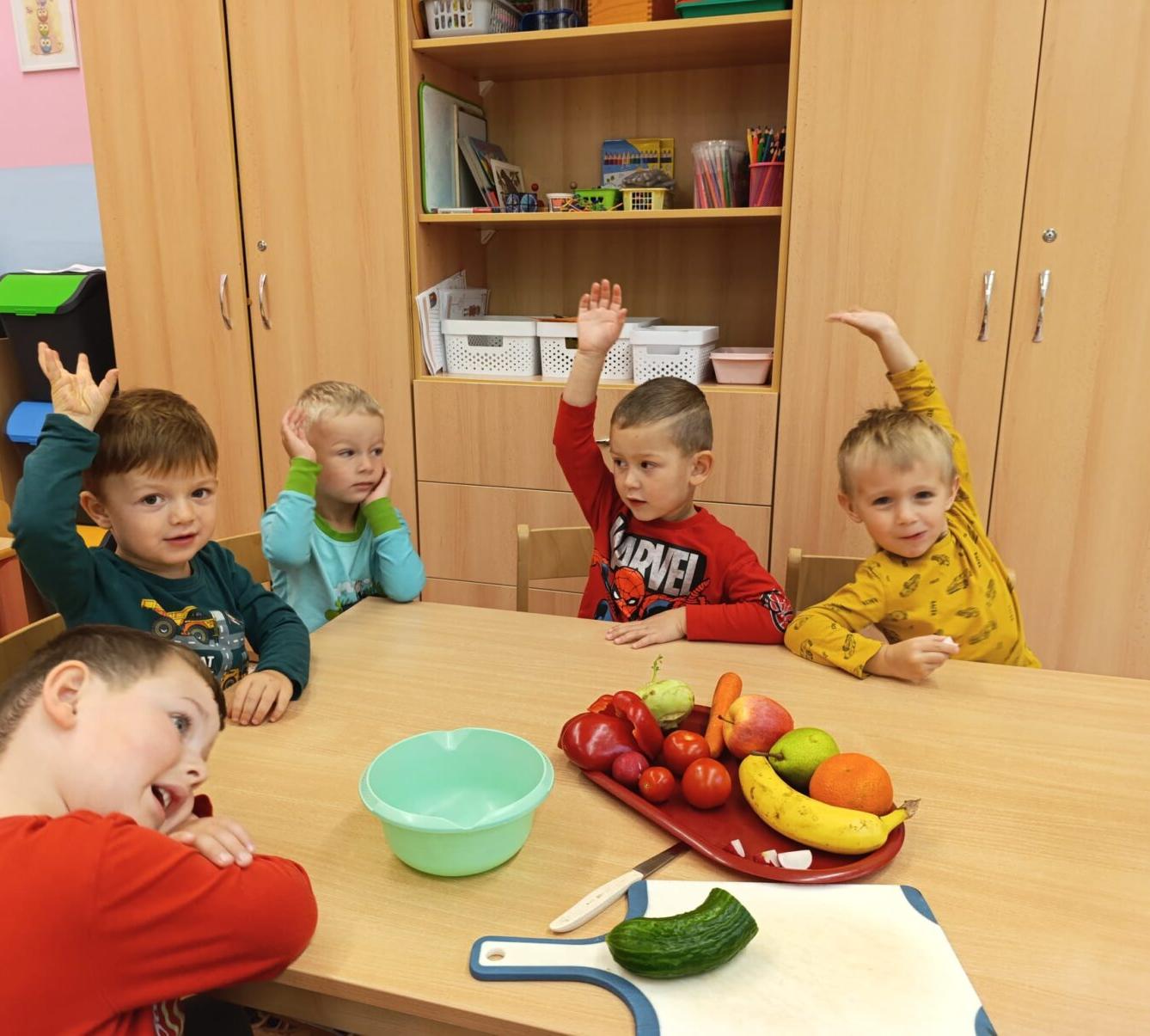 BROUČCI - VŮNĚ JABLÍČKA - 13