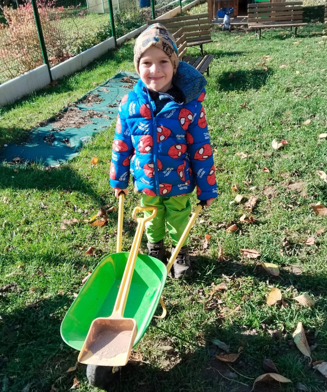 broučci: listí žloutne poletuje - 12