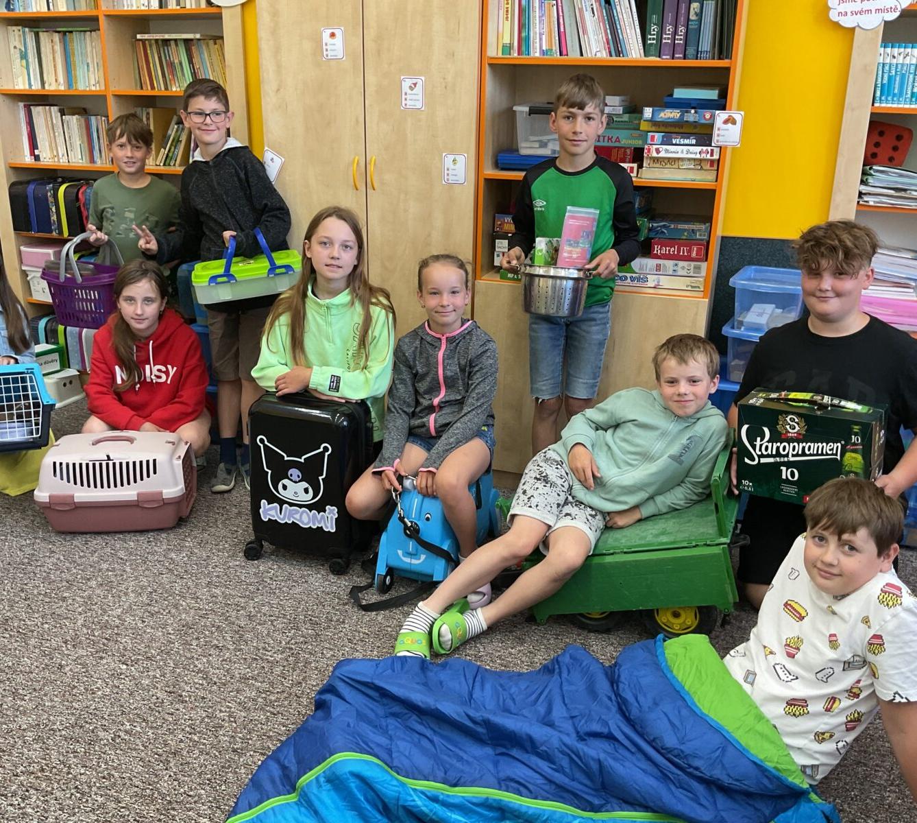 DEN BEZ AKTOVEK - 10