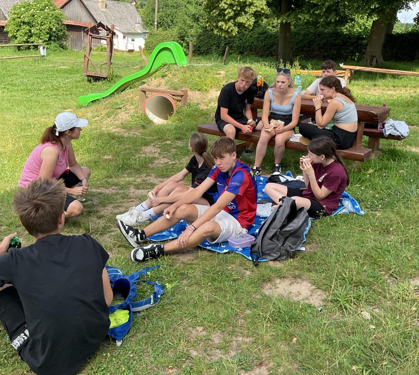 DEN ŽÁKOVSKÉ RADY - 16