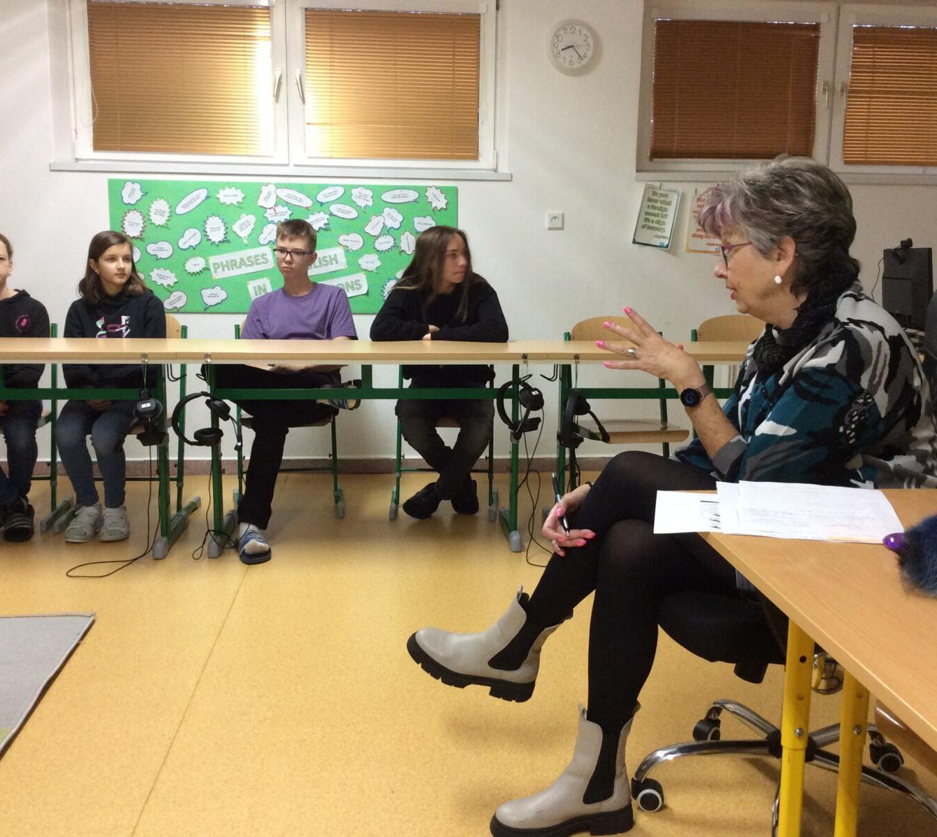 Setkání členů Žákovského parlamentu s paní ředitelkou - 3