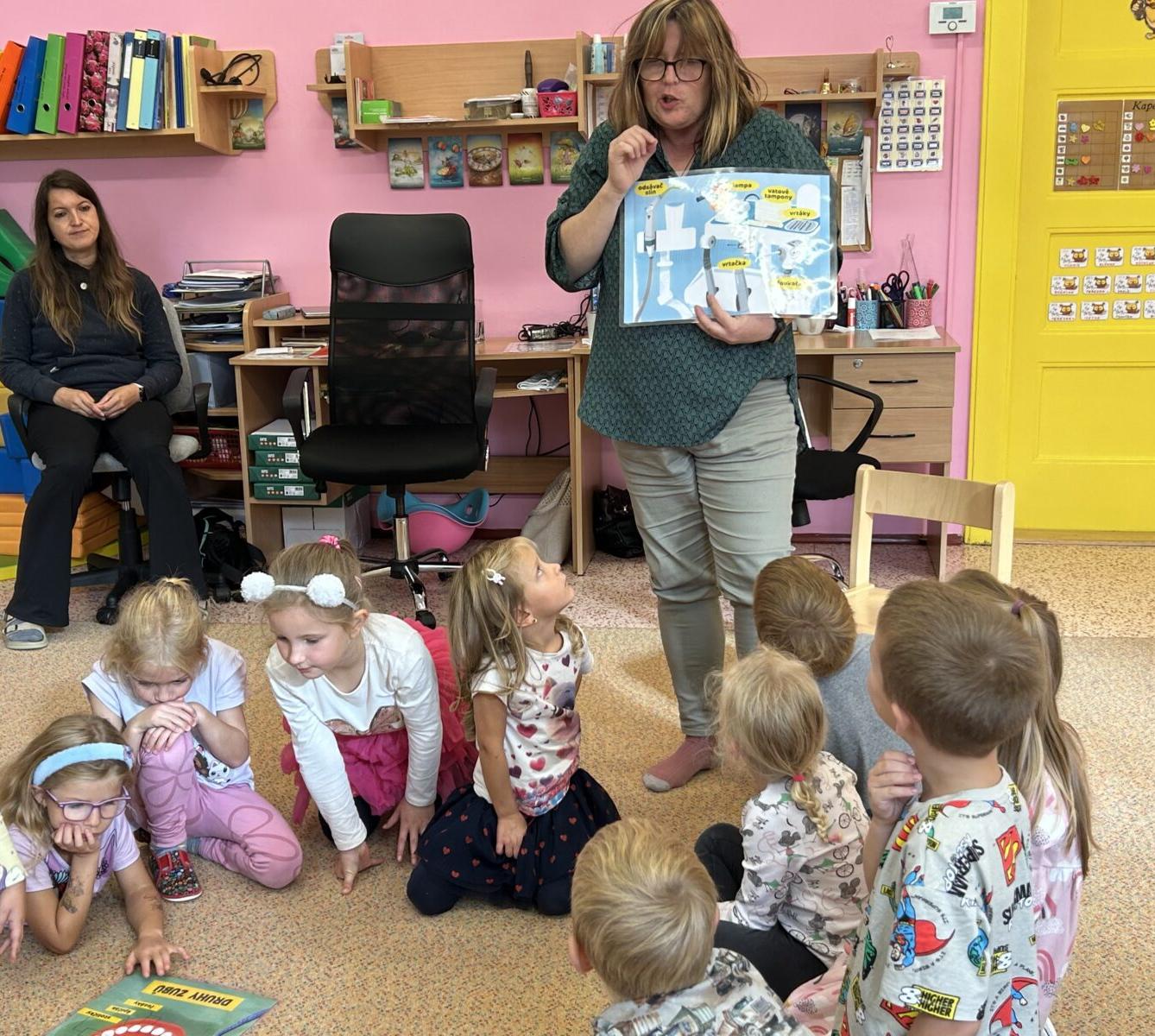 PROGRAM S KNIHOVNICEMI Z ČESKÉ TŘEBOVÉ - VELKÉ ČIŠTĚNÍ ZUBŮ V ZOO - 7