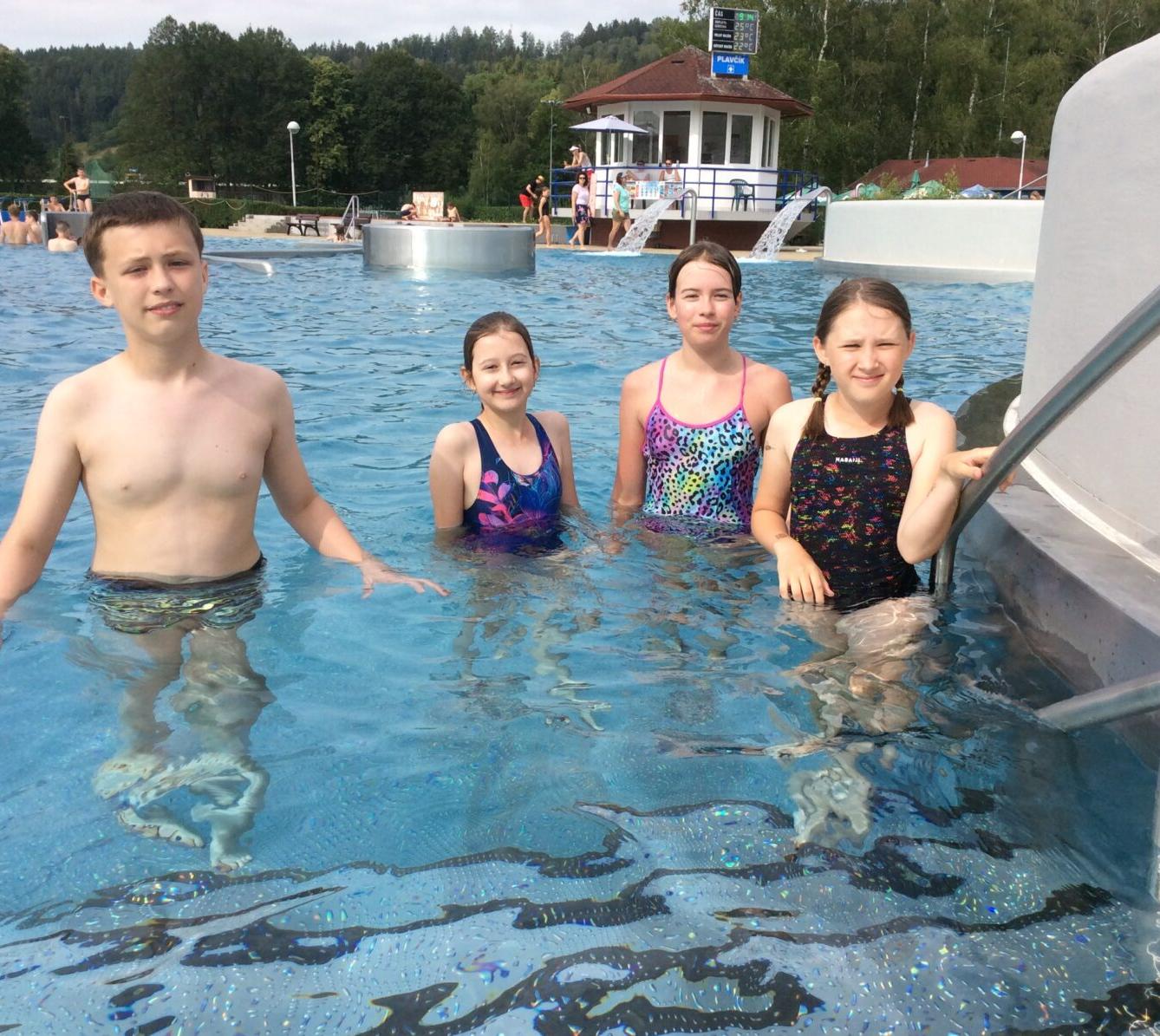 ZAKONČENÍ ŠKOLNÍHO ROKU V AQUAPARKU ÚSTÍ NAD ORLICÍ - 6