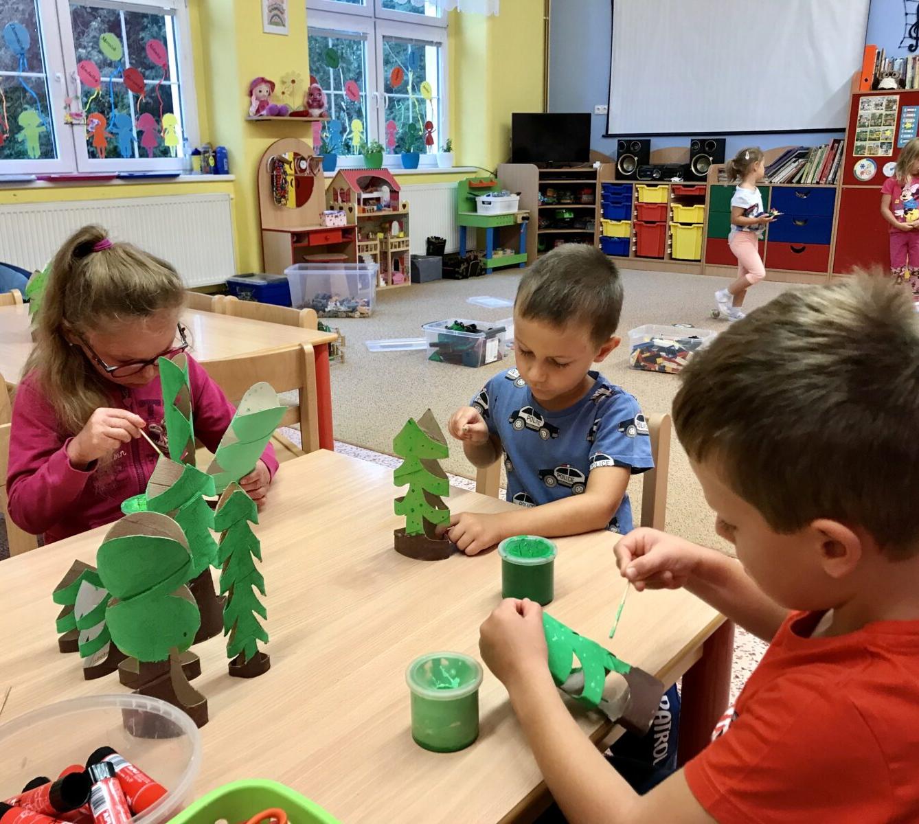 SOVIČKY: ,,LES" - 10