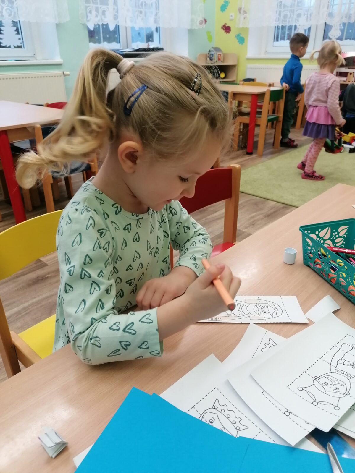 Broučci: "Na nový rok o slepičí krok" :-) - 10