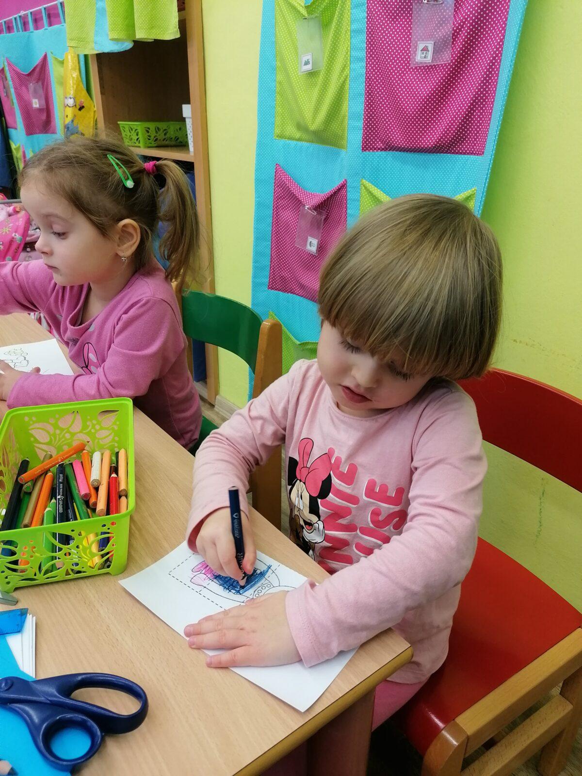 Broučci: "Na nový rok o slepičí krok" :-) - 15