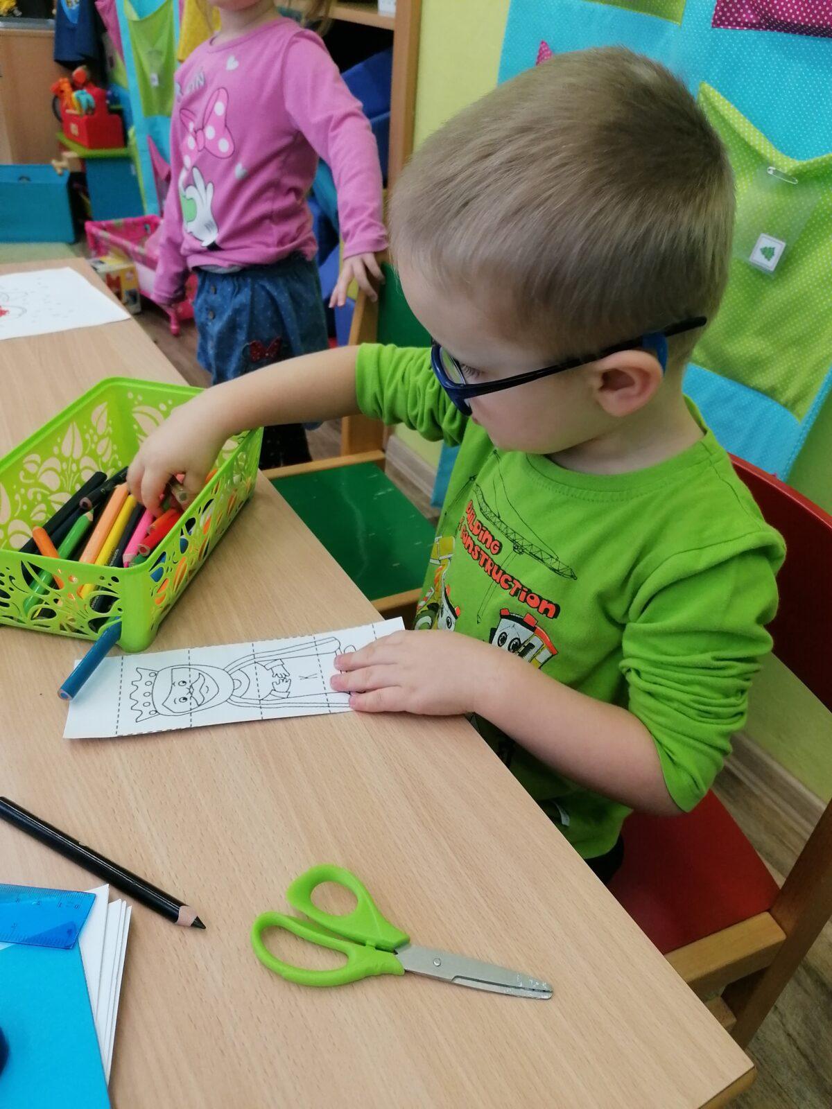 Broučci: "Na nový rok o slepičí krok" :-) - 18