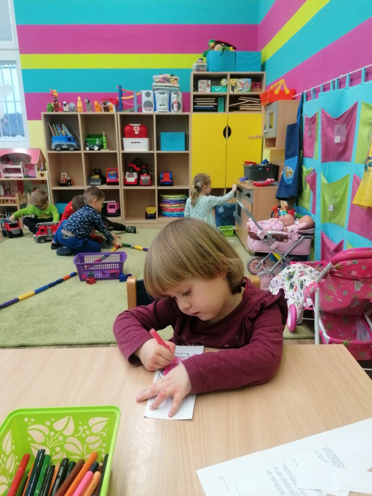 Broučci: "Na nový rok o slepičí krok" :-) - 34