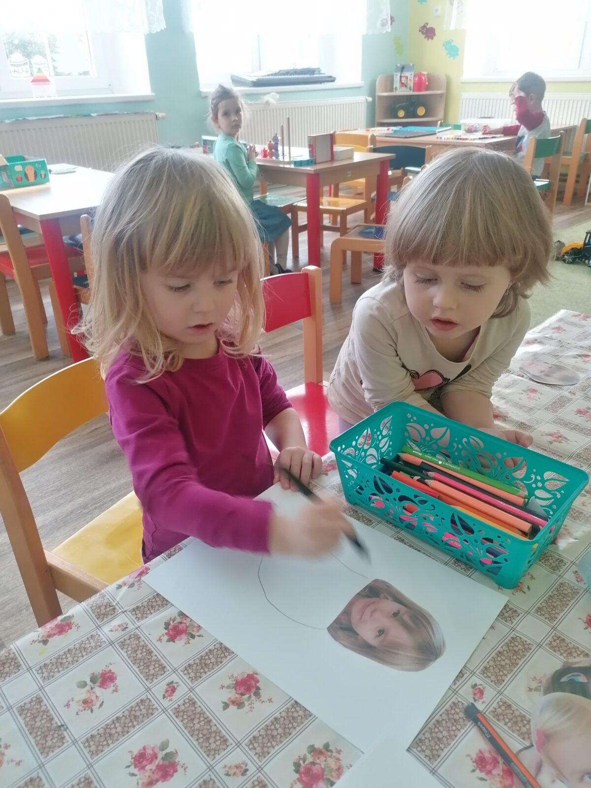 Broučci: "Na nový rok o slepičí krok" :-) - 48