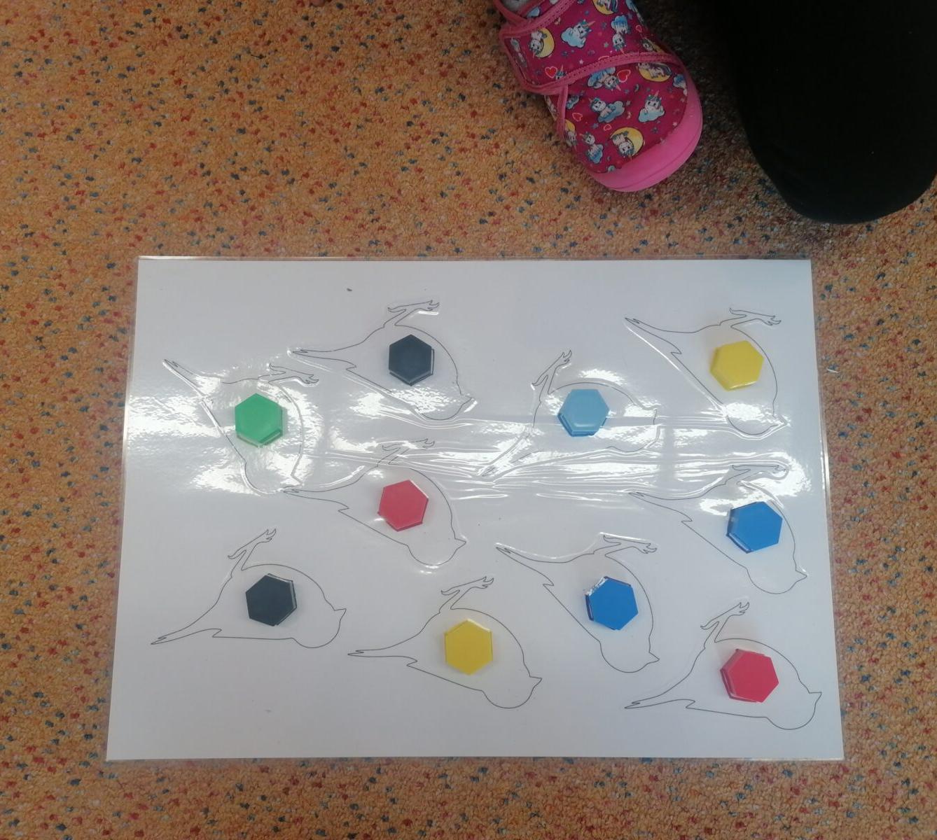 společná práce- "Zvířátka a ptáčci v zimě" :-) - 2