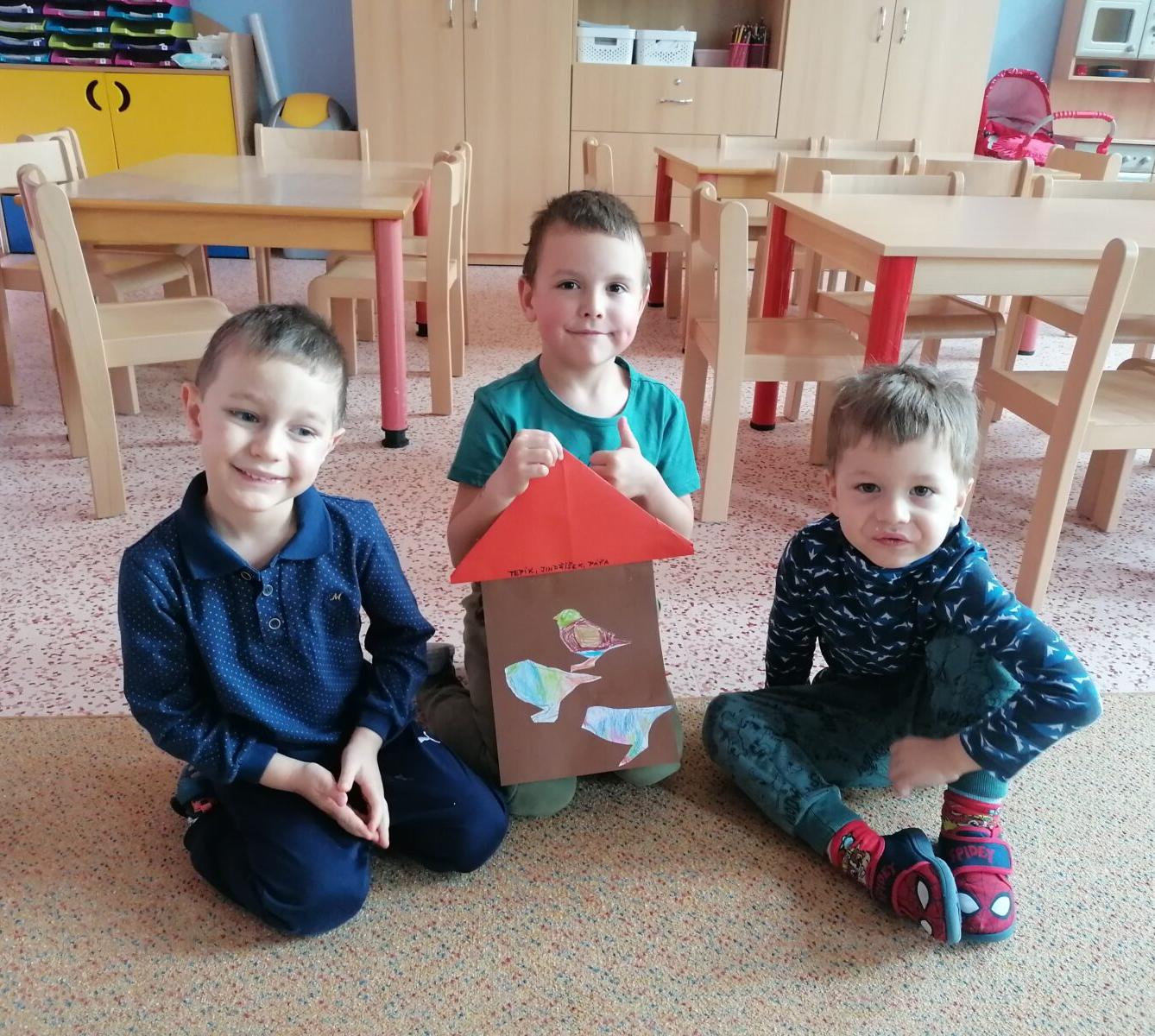 společná práce- "Zvířátka a ptáčci v zimě" :-) - 33