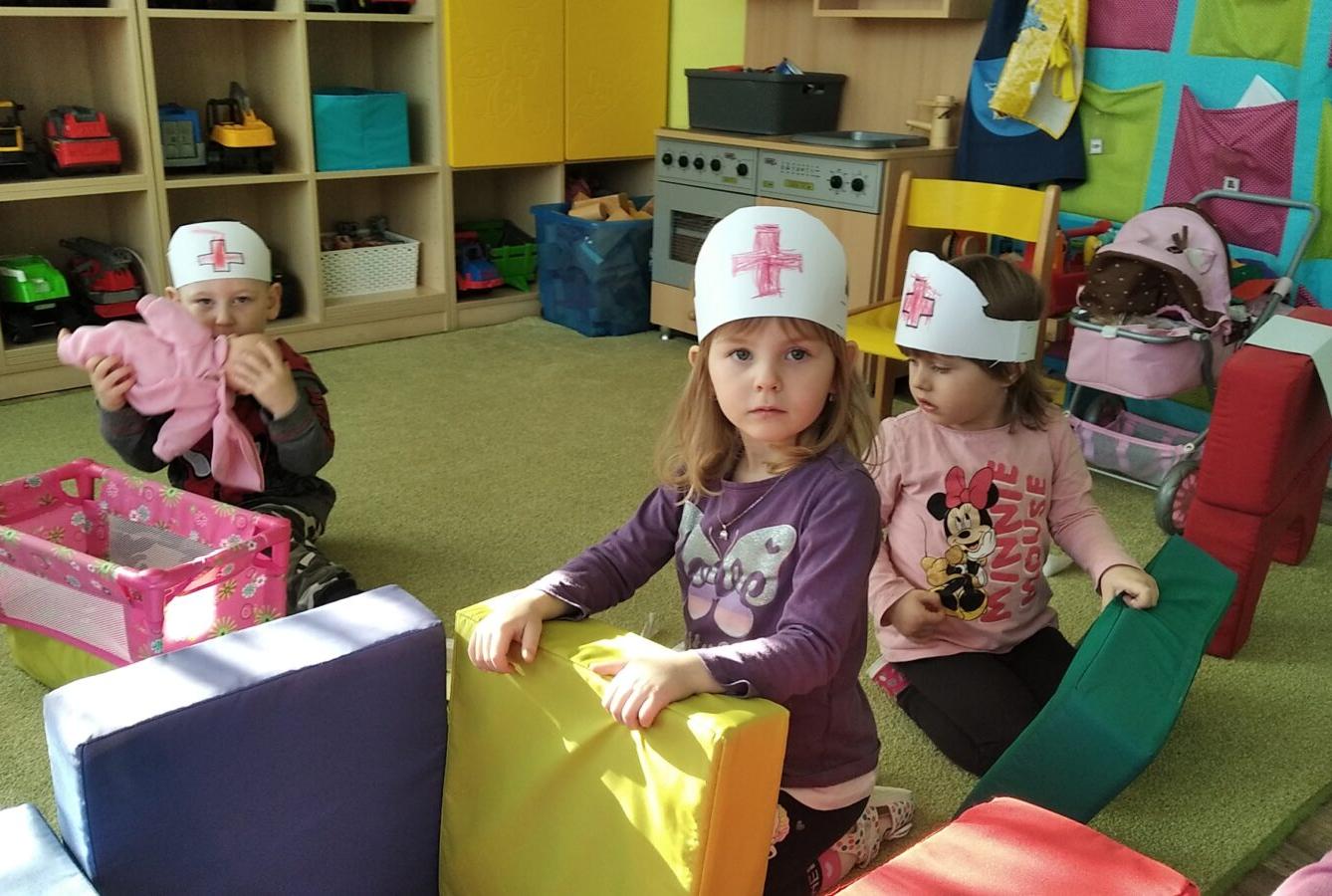 broučci: „zdraví, nemoc, hrajeme si na pana doktora“ - 9