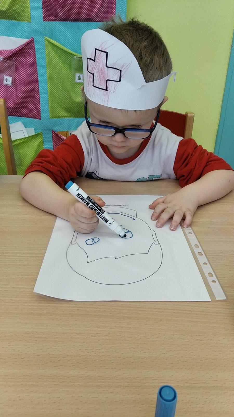 broučci: „zdraví, nemoc, hrajeme si na pana doktora“ - 14