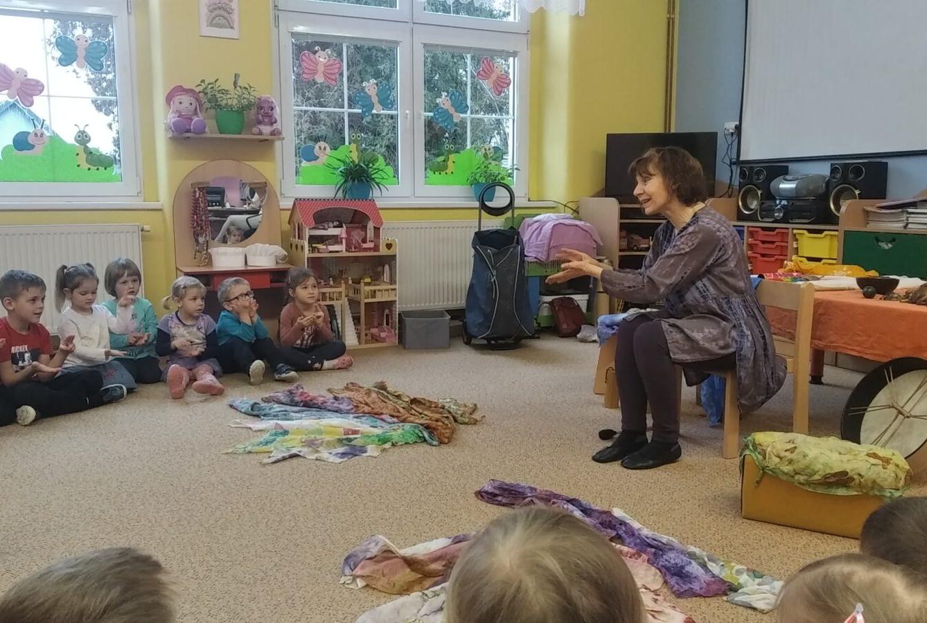 Muzikoterapie-„pohádka o Honzíkovi a Aničce“ - 14