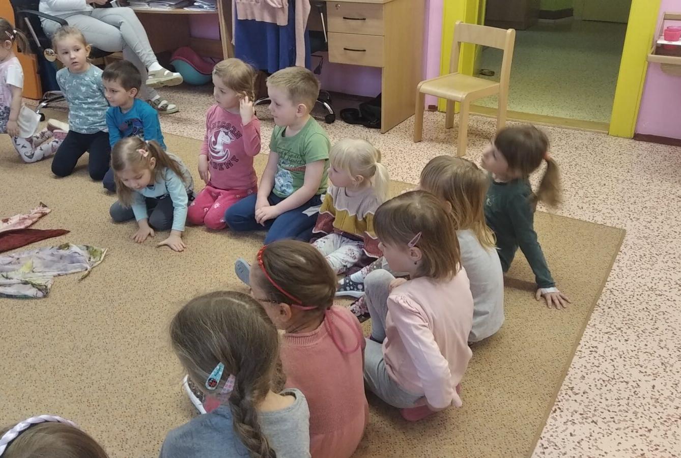 Muzikoterapie-„pohádka o Honzíkovi a Aničce“ - 16