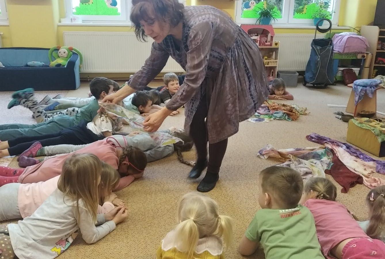 Muzikoterapie-„pohádka o Honzíkovi a Aničce“ - 18