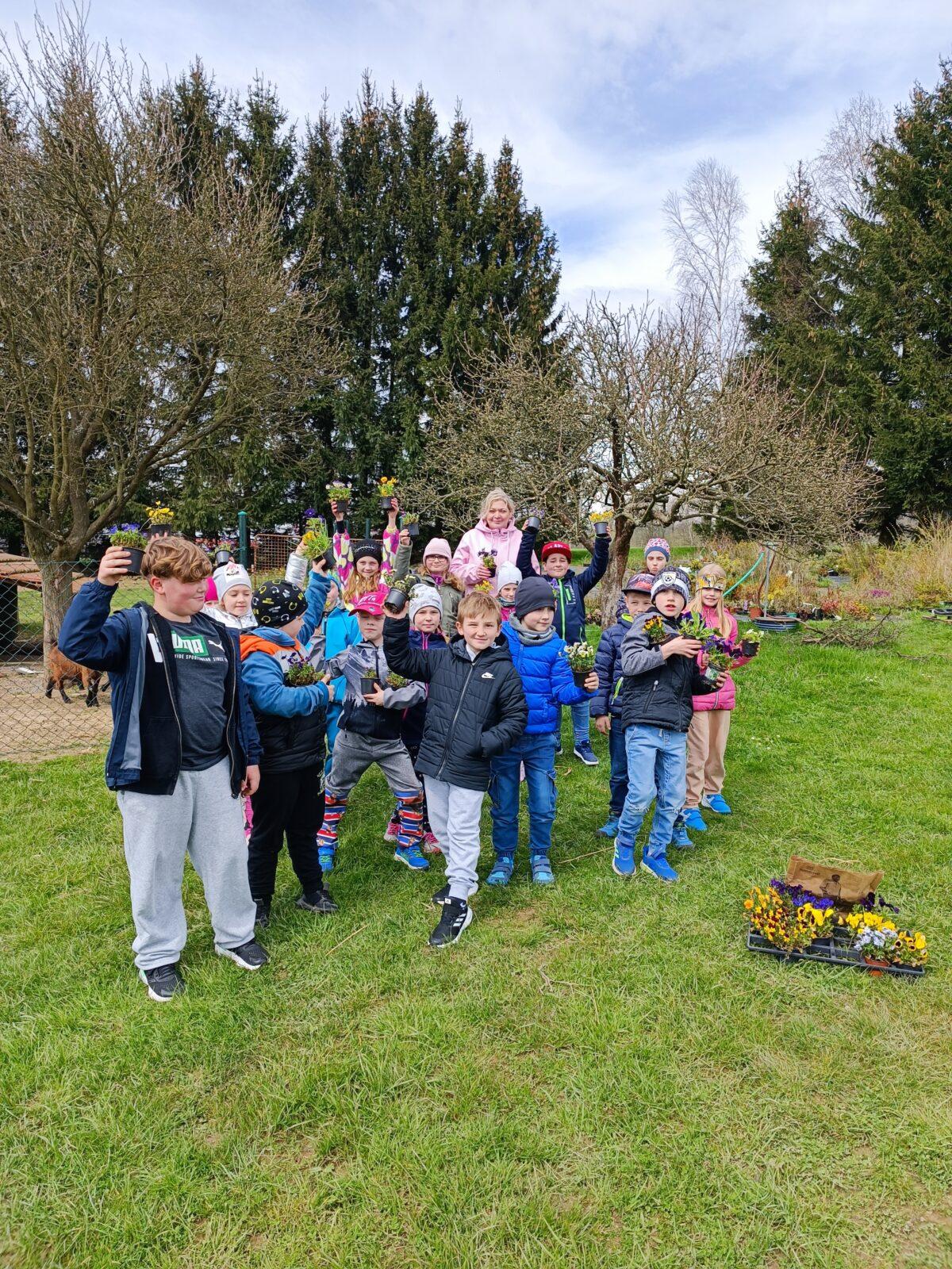 II. oddělení školní družina - duben,březen - 34