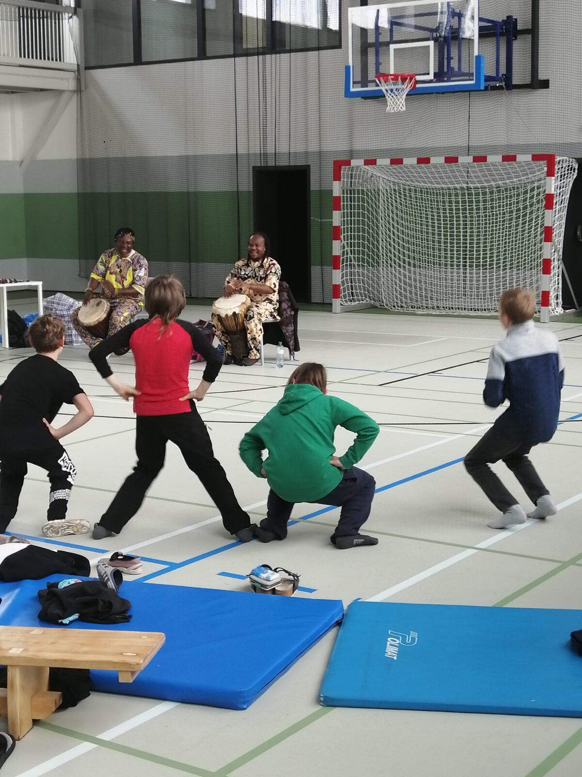 Návštěva hudební skupiny Emongo z Konga - 18