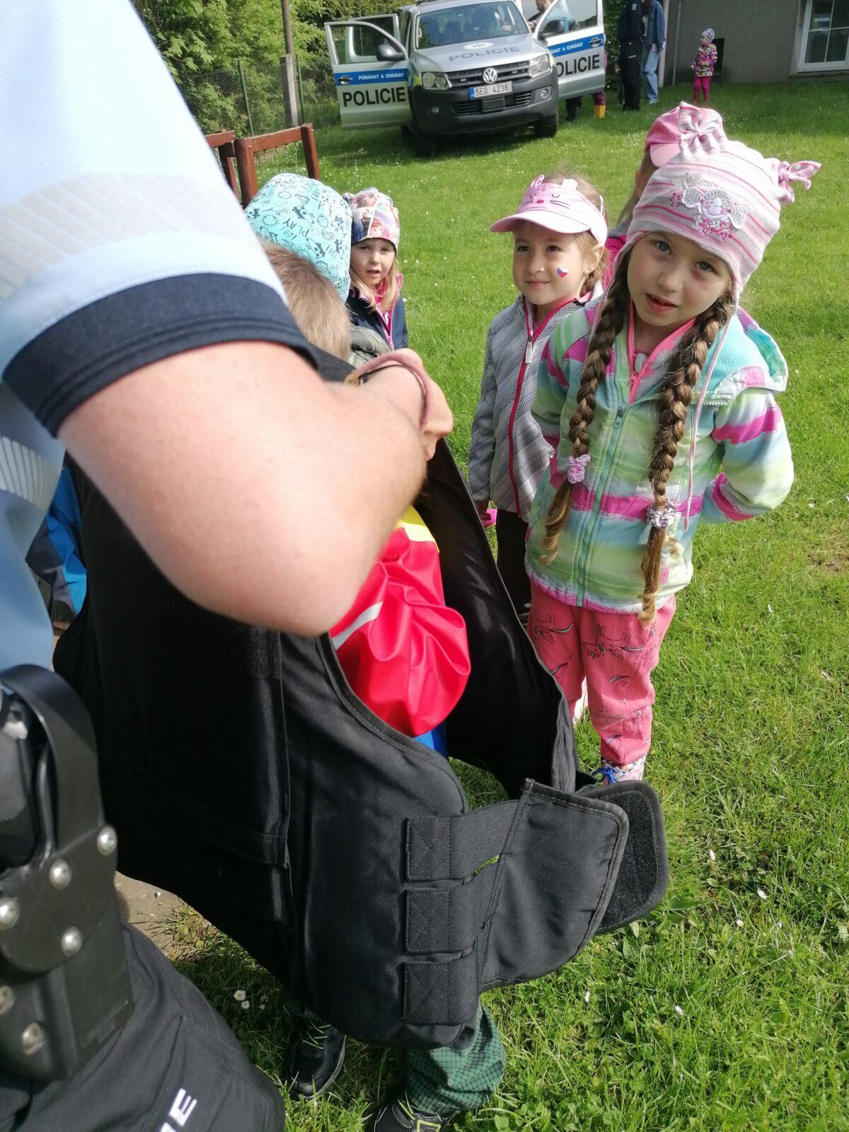 Policie ČR v naší školce :-) - 53