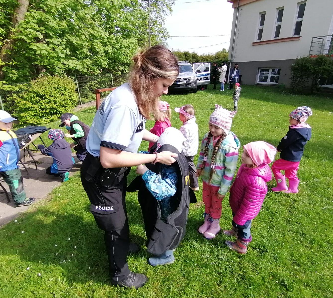 Policie ČR v naší školce :-) - 61