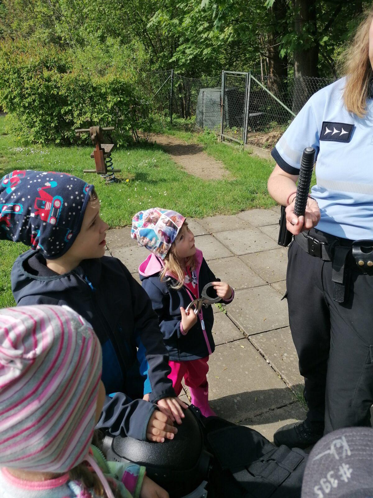Policie ČR v naší školce :-) - 78