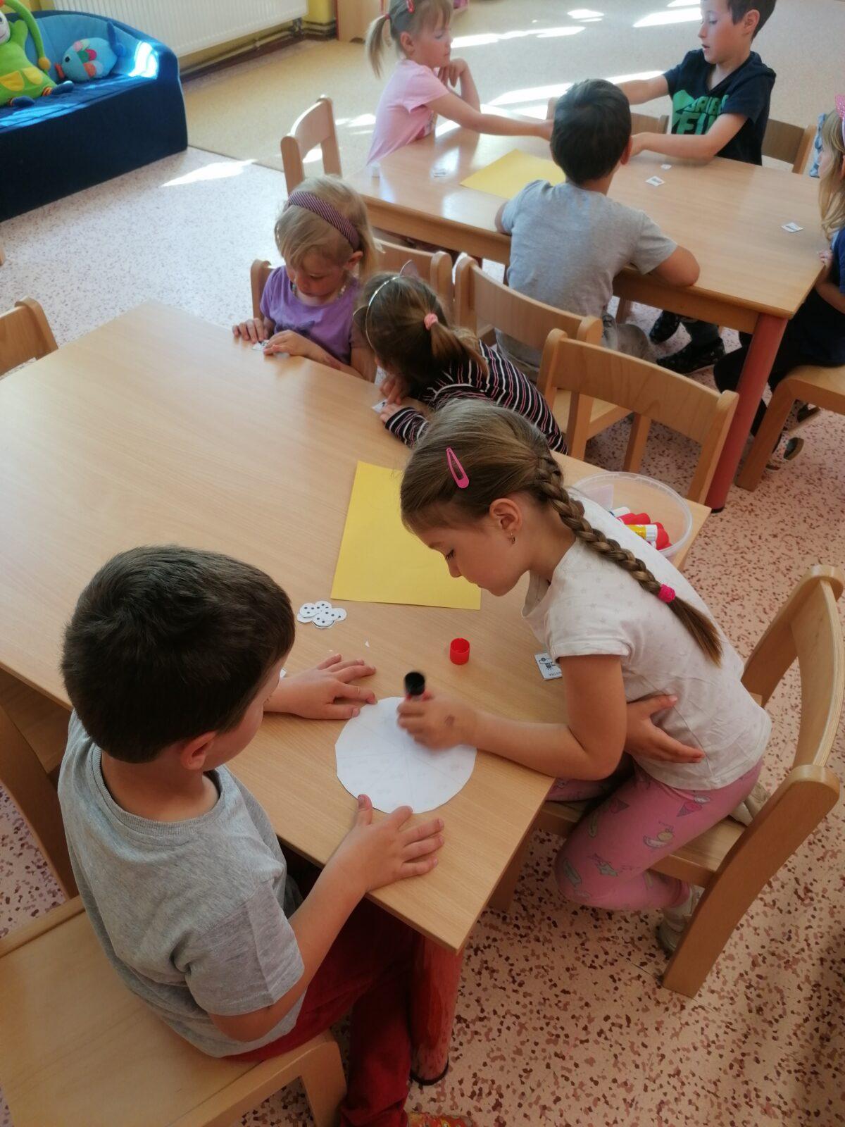 Broučci a Sovičky pracují společně :-) - 8