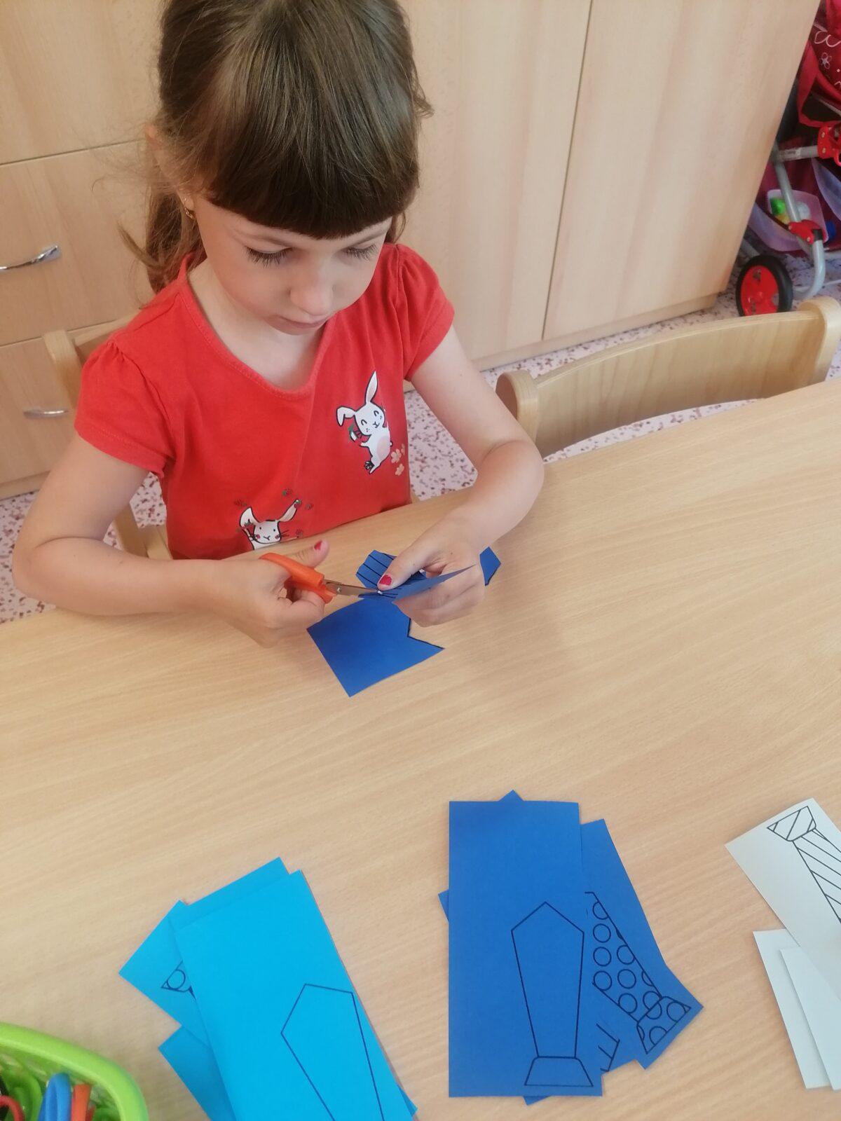 Vyrábíme dárečky pro tatínky :-) - 1