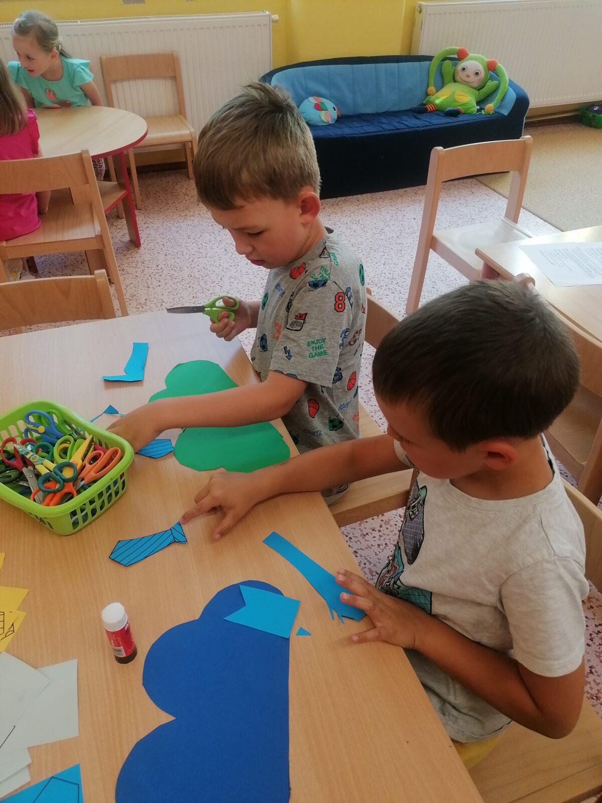 Vyrábíme dárečky pro tatínky :-) - 16