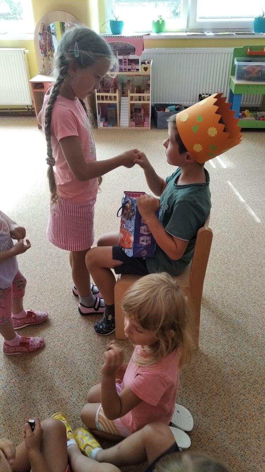 SLAVÍME: KUBÍČEK MĚL NAROZENINY :) - 6