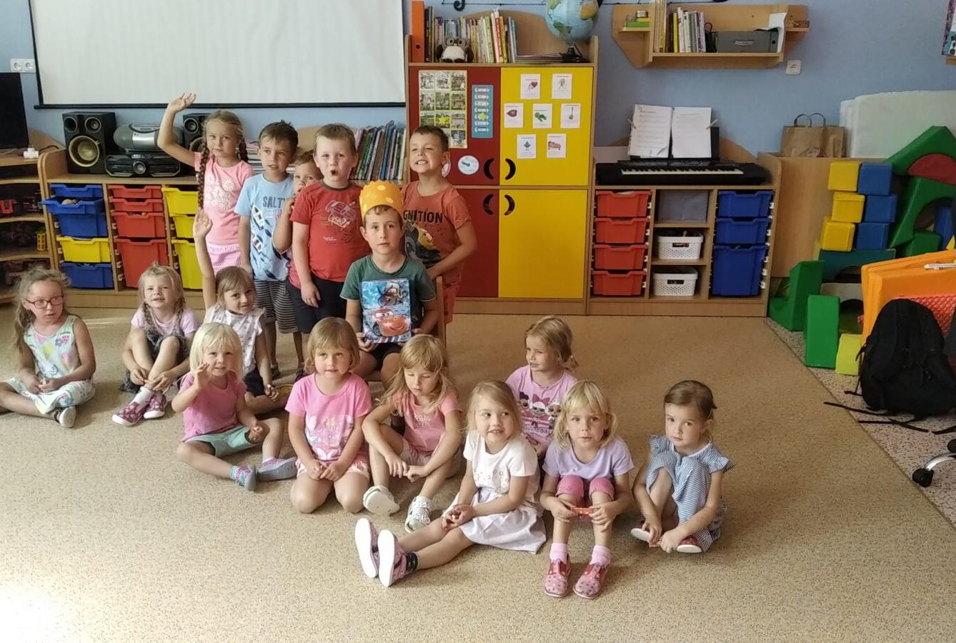 SLAVÍME: KUBÍČEK MĚL NAROZENINY :) - 14