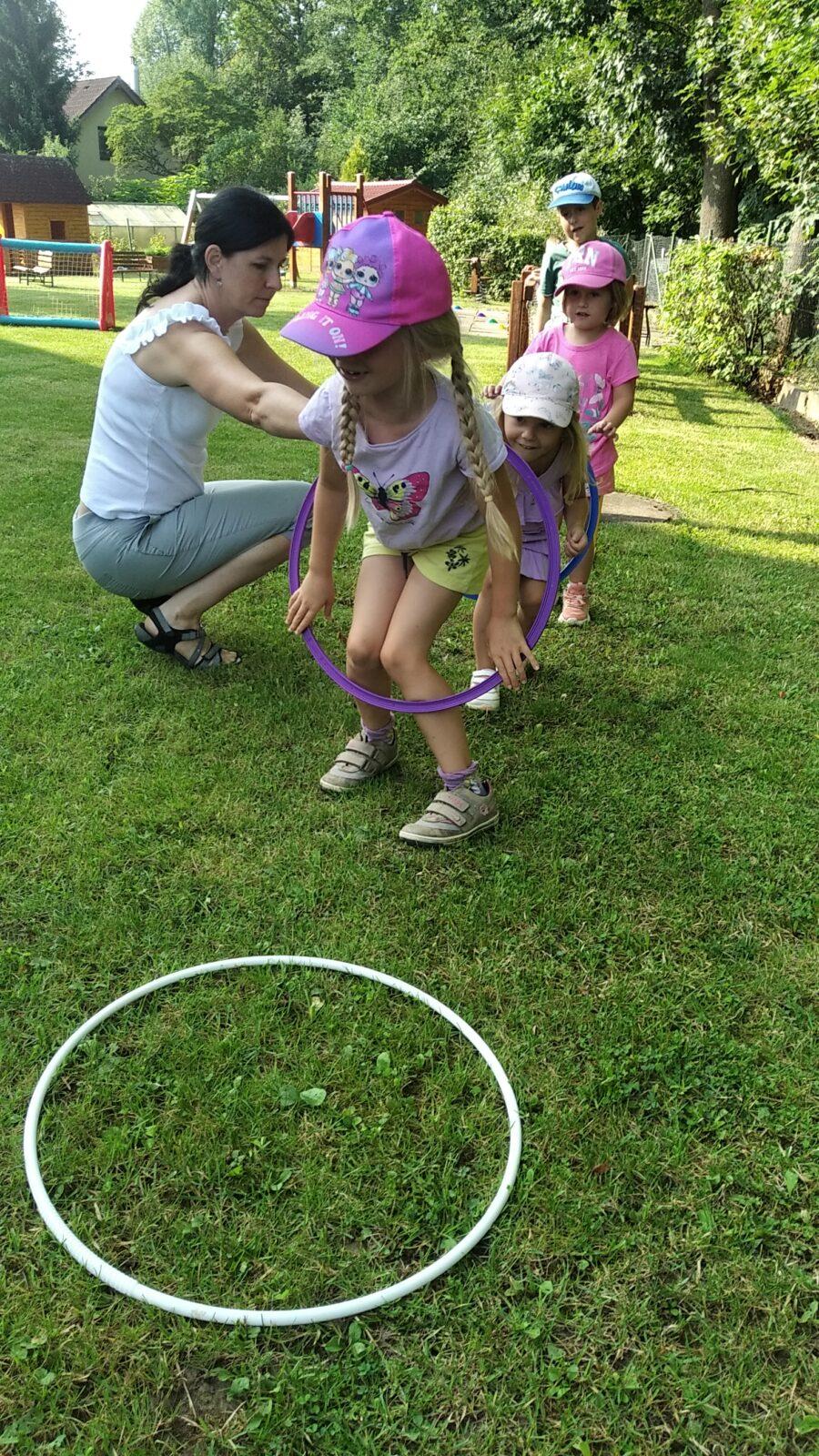 TÝDENNÍ PROJEKT 2 : ,,OD KYTIČKY K MEDU“ - 36