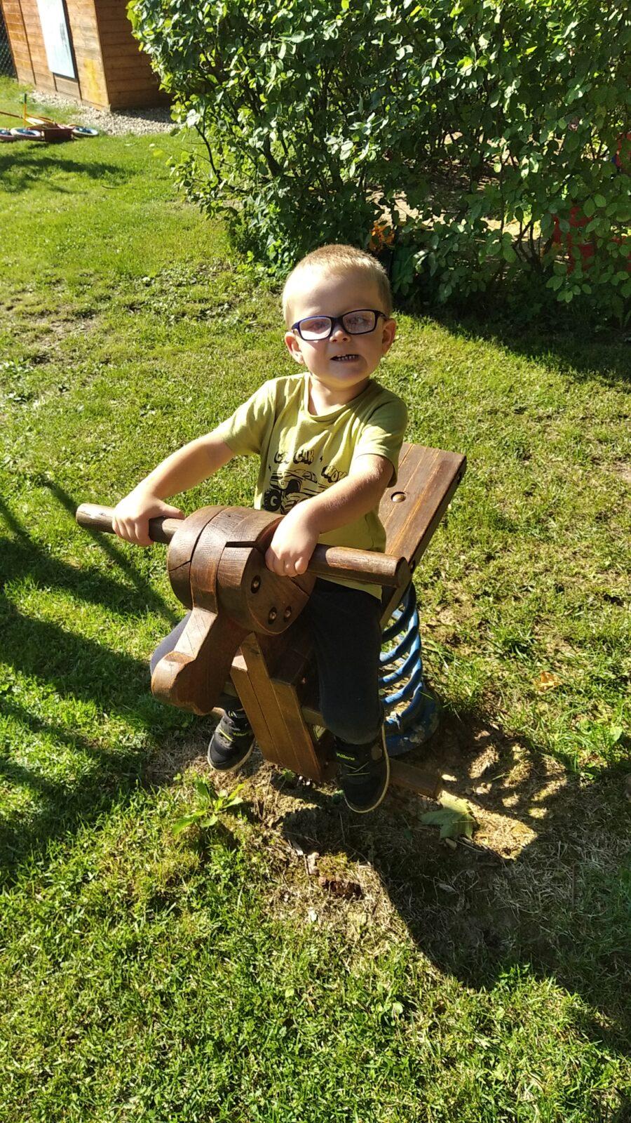 broučci-první dny ve školce - 23