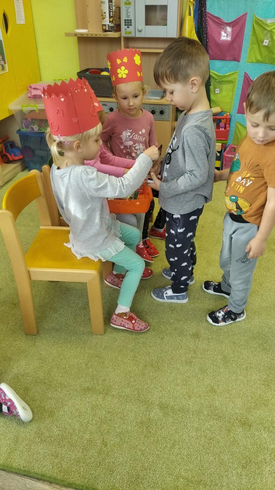 slavíme: Elenka, Karolínka a Natálka měly narozeniny - 8