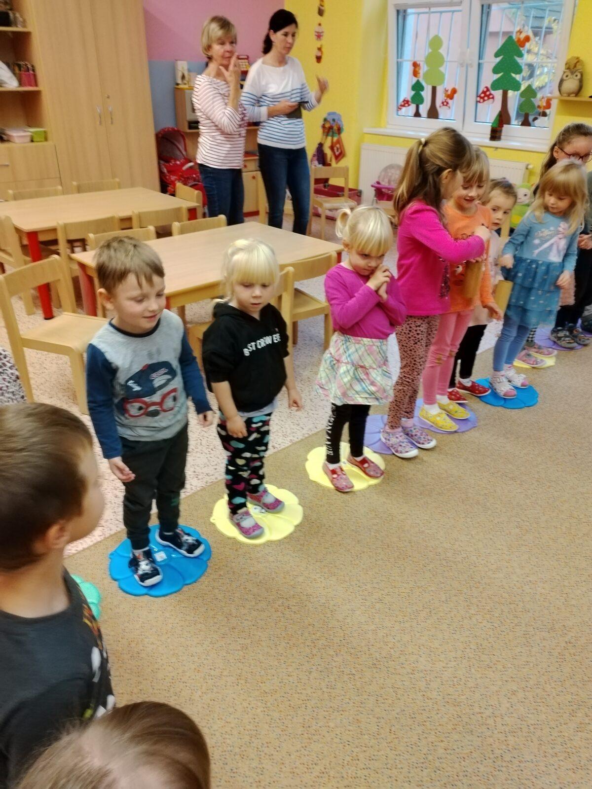 MUZIKOTERAPIE: ,,POHÁDKA PRO PLANETU ZEMI" - 1