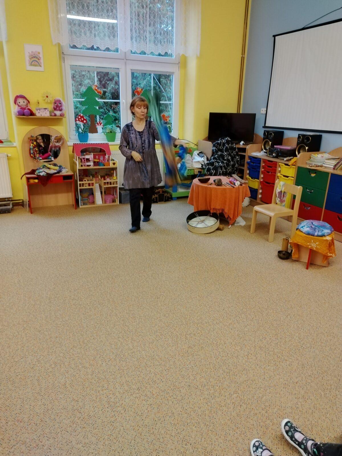 MUZIKOTERAPIE: ,,POHÁDKA PRO PLANETU ZEMI" - 3