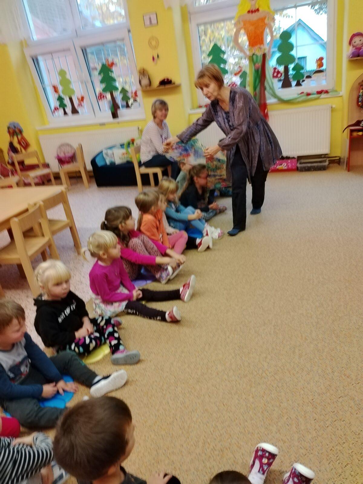 MUZIKOTERAPIE: ,,POHÁDKA PRO PLANETU ZEMI" - 5