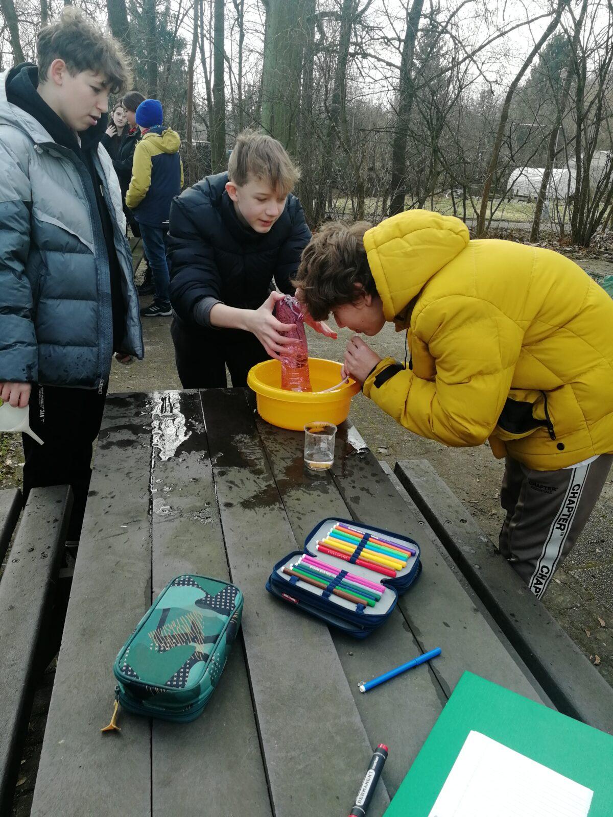 Laborky - žáci 8.A - 9