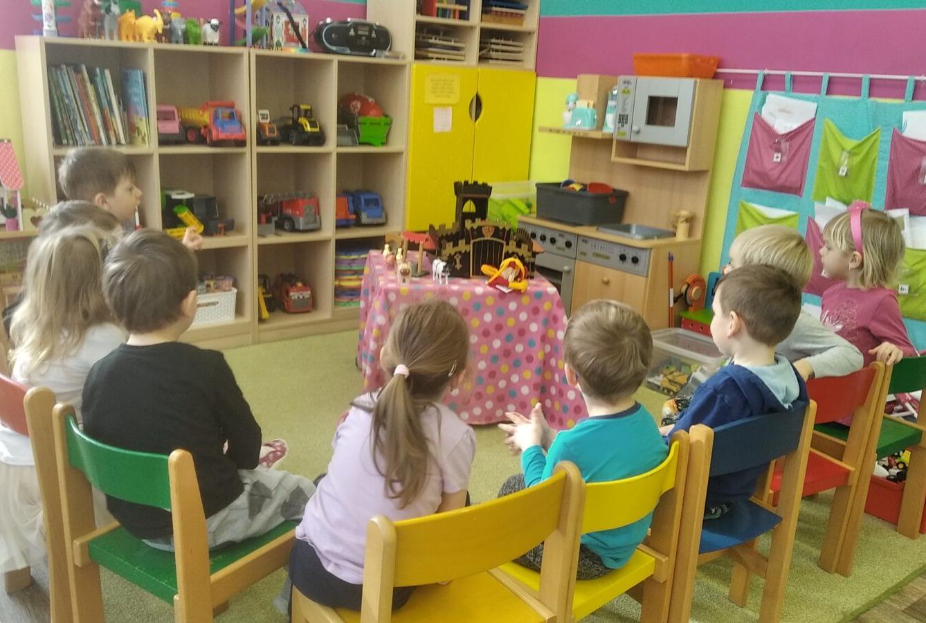 broučci: z pohádky do pohádky - 24