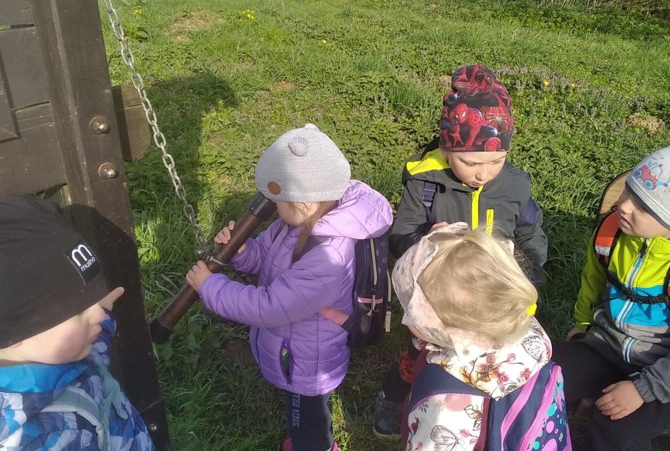 broučci: Co si brouká jarní louka... - 26