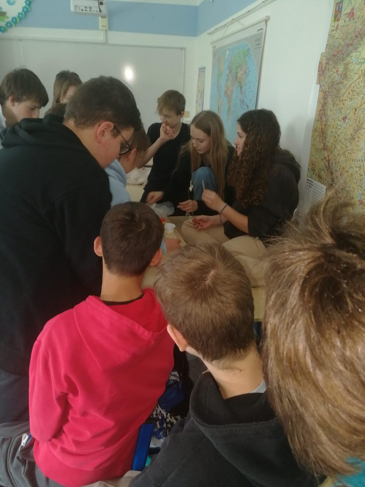 Krok za krokem - preventivní program v 8.A - 12