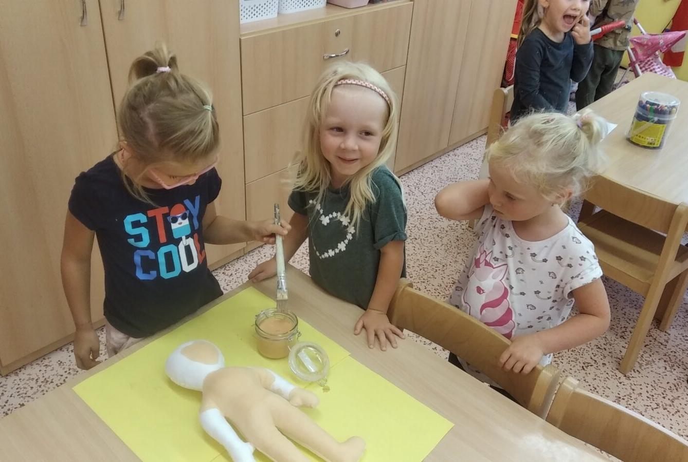 broučci: první dny ve školce :) - 56