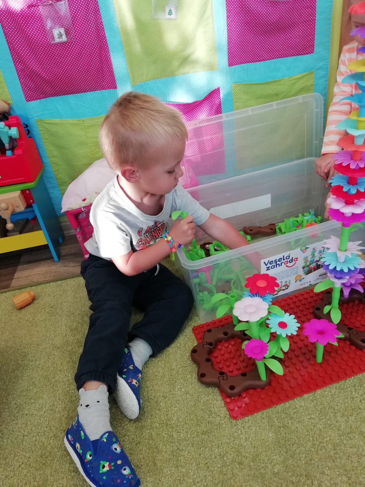 Broučci - společné chvilky nejen s novými kamarády - 17