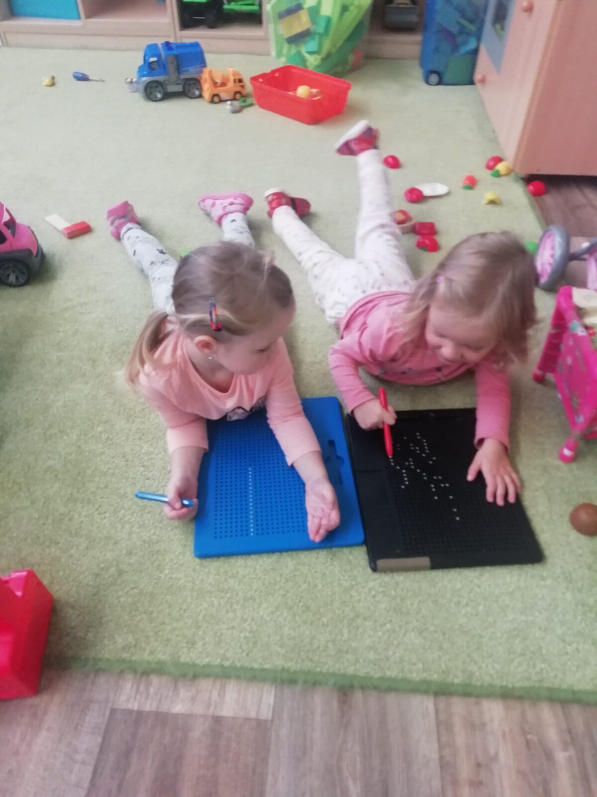 Broučci - zábava s drakem - 21