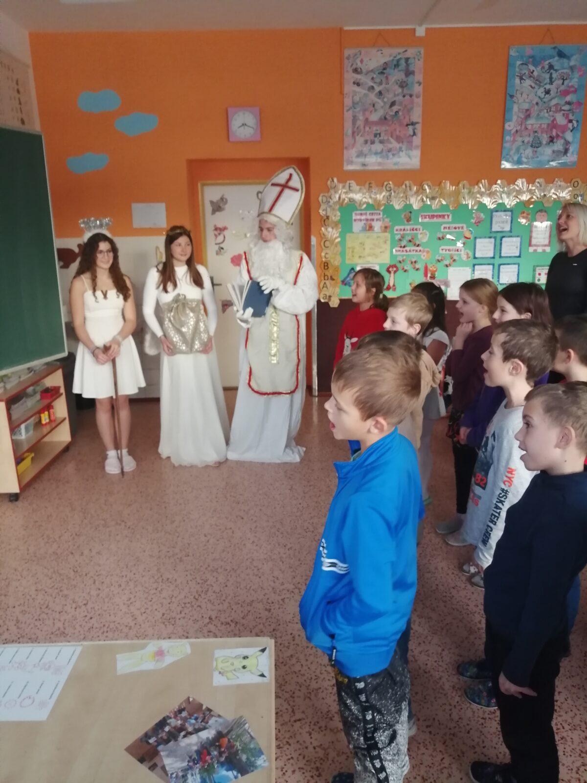 Mikuláš, andělé a čerti ve škole - 3