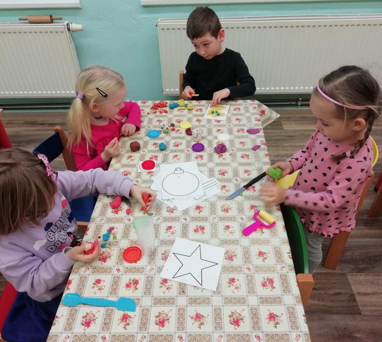 Broučci: První společné dny v novém roce + sněhové hrátky se Sovičkami - 18