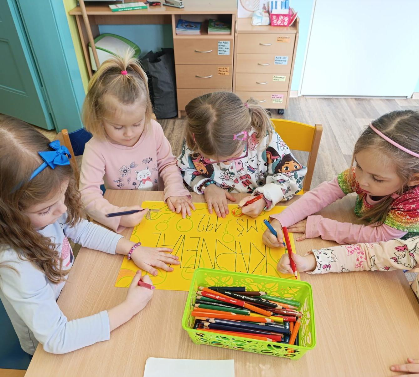 broučci: tvoření -zvířátka+příprava na karneval a masopust - 26